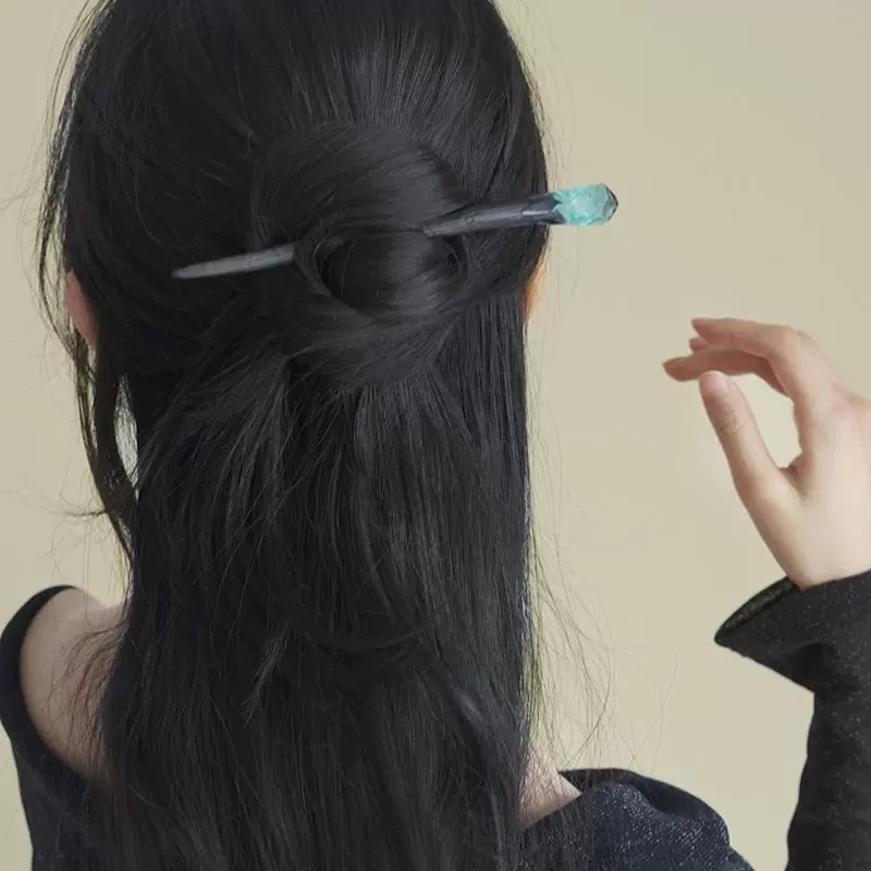 新中式蓝色鱼尾发簪子高级感发钗古风旗袍发饰女气质檀木盘发头饰